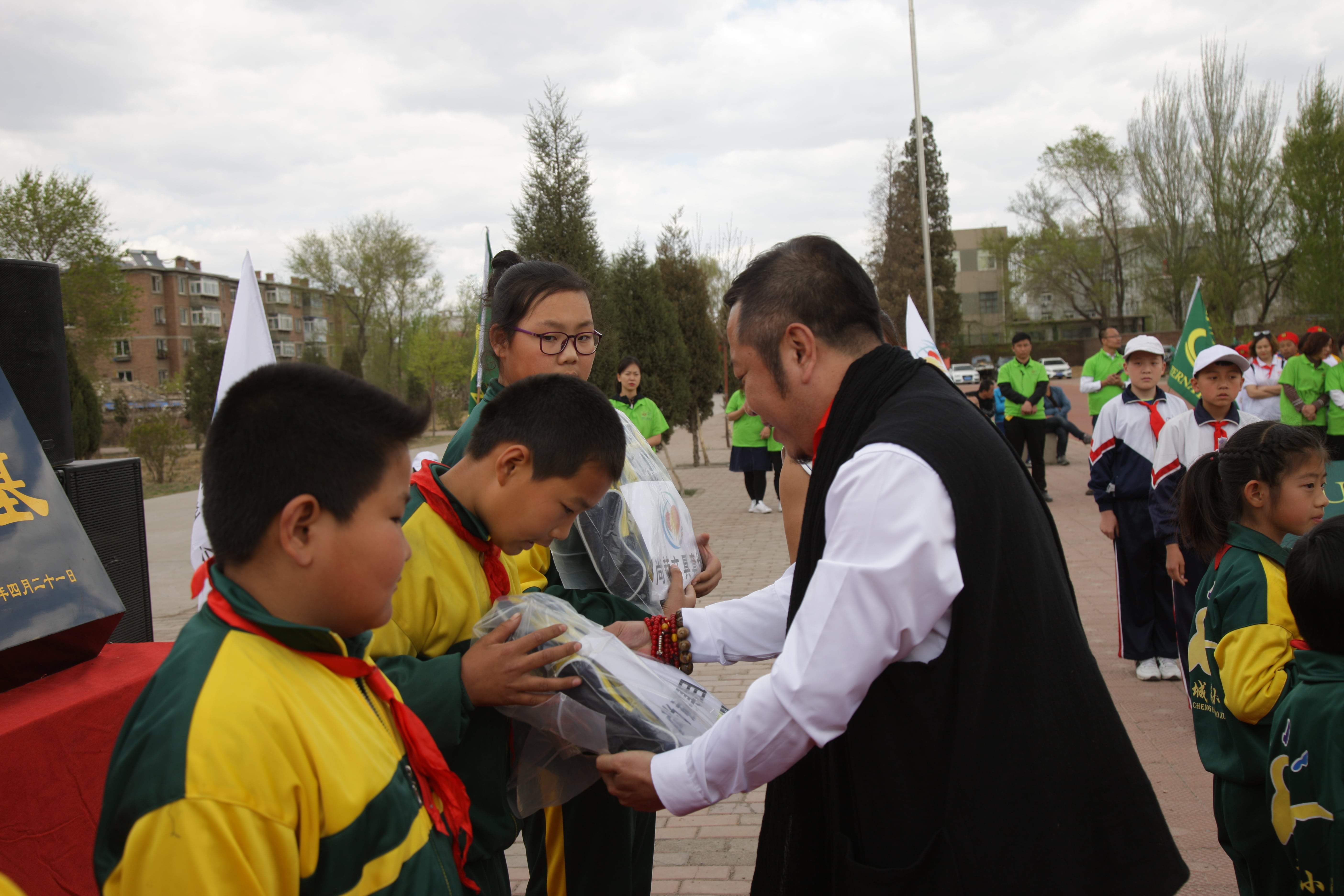 第86所  辽宁省阜新市太平区建业好博在线（中国）唯一官方网站苗鑫小学