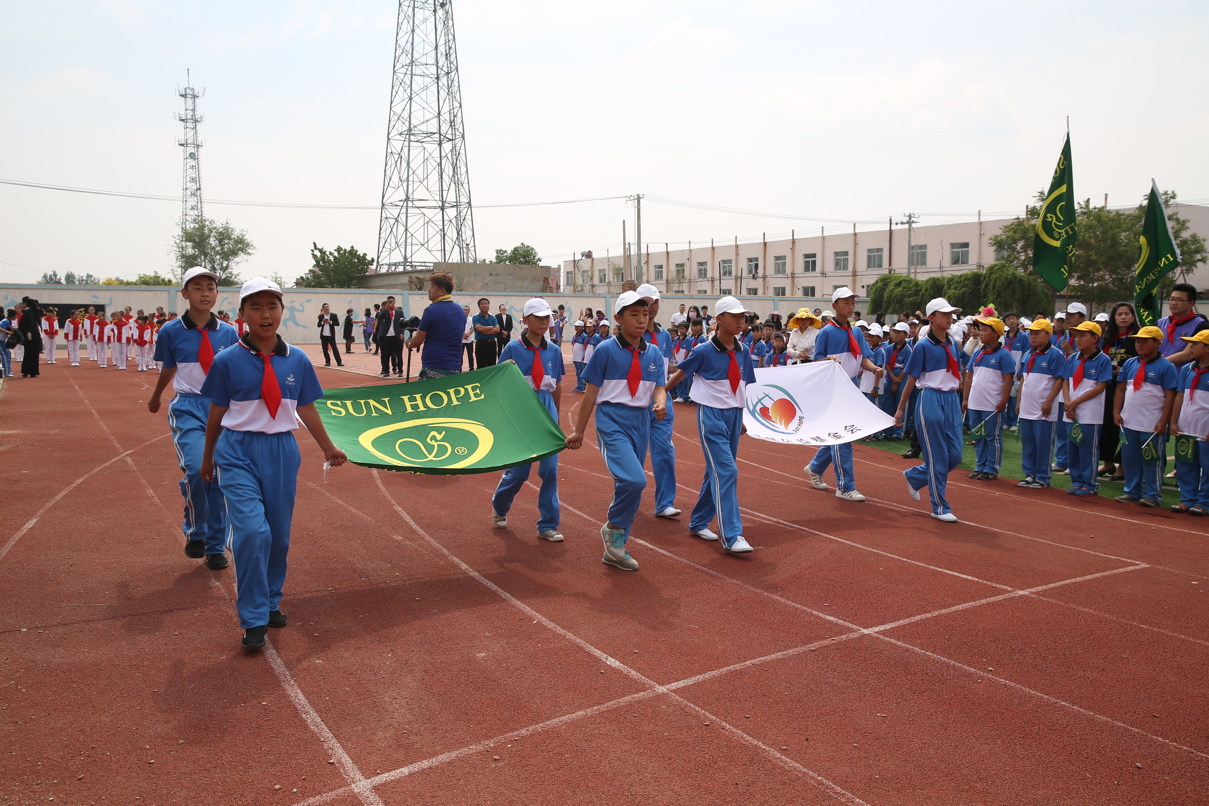 第98所 阜新市彰武县二道河子好博在线（中国）唯一官方网站佟玲小学